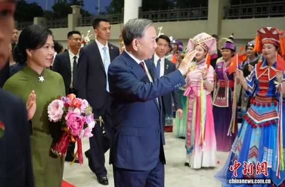 以艺为桥 传情致远丨我院师生助力中越人文交流谱写新篇章