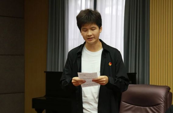 音乐学院团委召开学习习近平总书记重要回信精神座谈会
